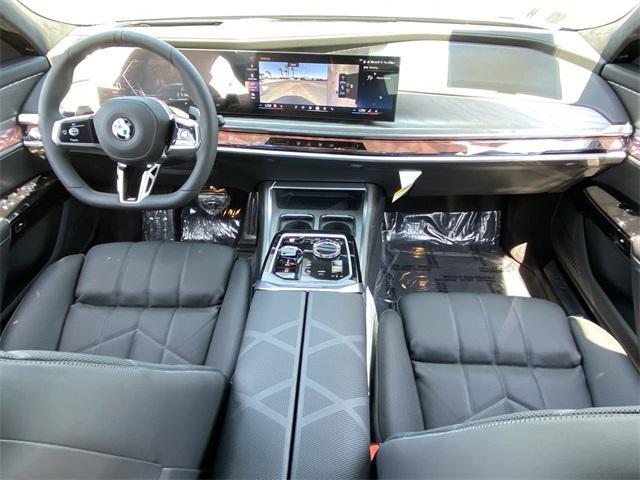 new 2025 BMW 760 car, priced at $139,025