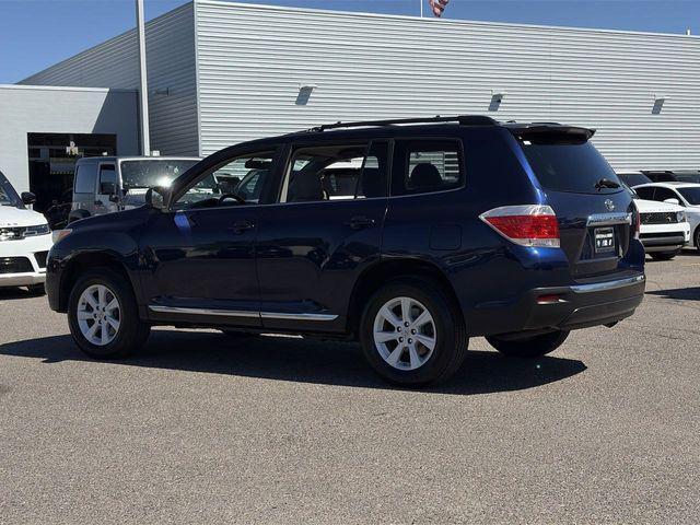 used 2012 Toyota Highlander car, priced at $10,998