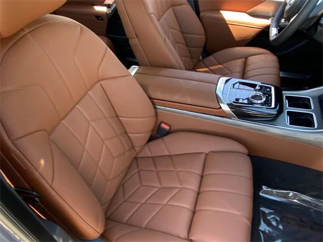 new 2025 BMW i7 car, priced at $129,525