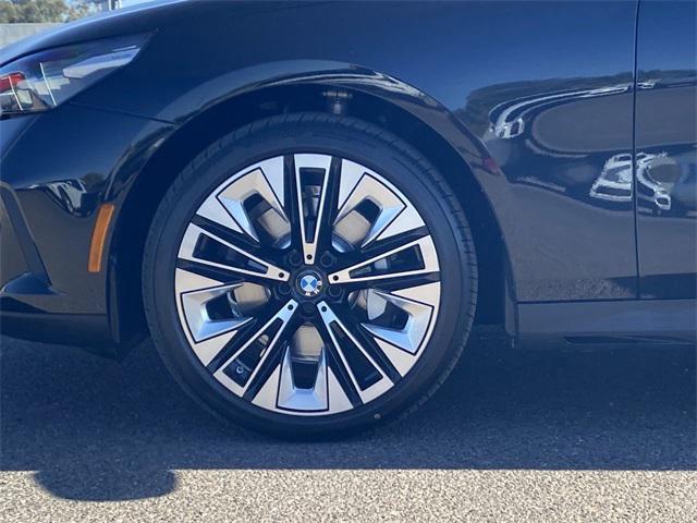 new 2025 BMW 530 car, priced at $62,725