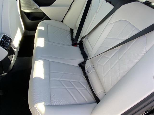 new 2025 BMW 530 car, priced at $62,725