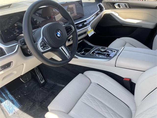 new 2026 BMW X7 car, priced at $122,590