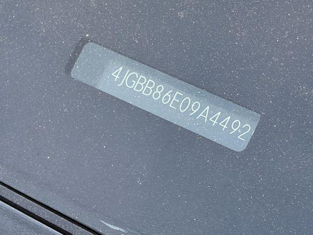 used 2009 Mercedes-Benz M-Class car, priced at $12,998