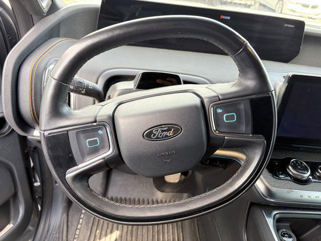 used 2025 Ford Expedition car, priced at $72,998