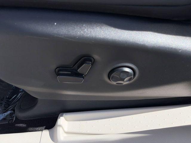 used 2024 Chrysler Pacifica car, priced at $25,064