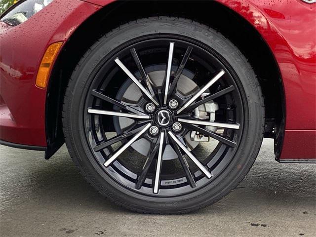 used 2025 Mazda MX-5 Miata RF car, priced at $33,301