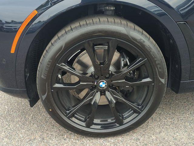 new 2026 BMW X7 car, priced at $103,315