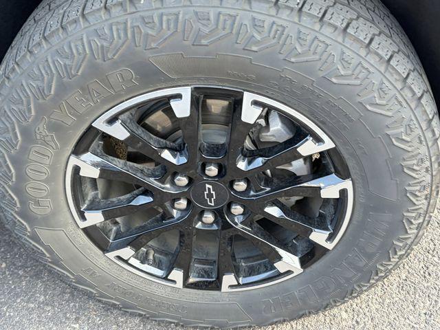 used 2024 Chevrolet Traverse car, priced at $45,310