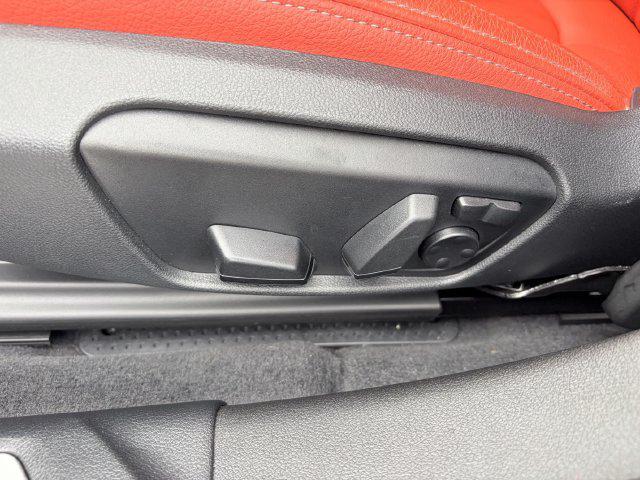 BMW 2 Series view 21