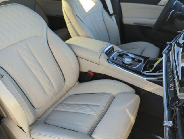 new 2026 BMW X7 car, priced at $105,300