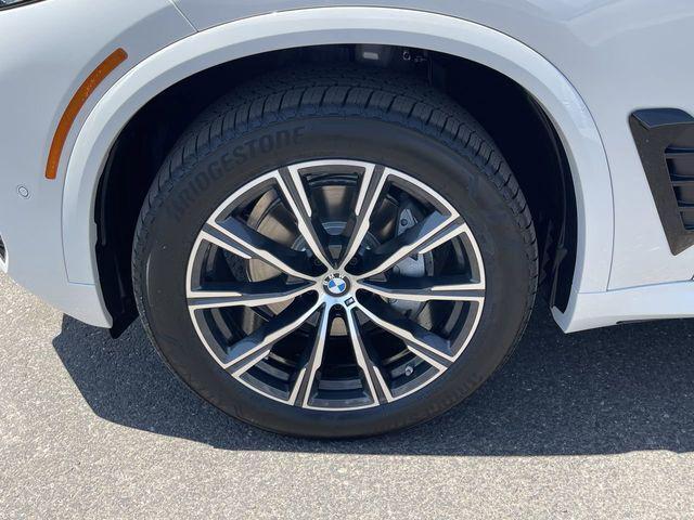 new 2026 BMW X5 car, priced at $79,774