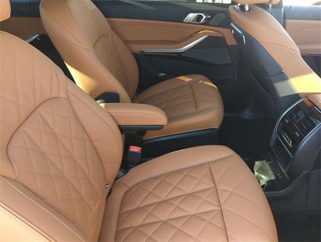 new 2026 BMW X7 car, priced at $99,465