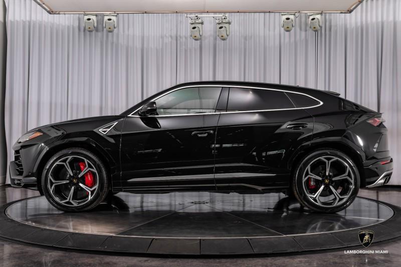 used 2021 Lamborghini Urus car, priced at $211,950