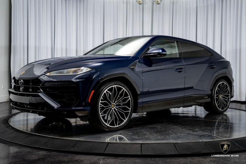 used 2025 Lamborghini Urus car, priced at $308,950