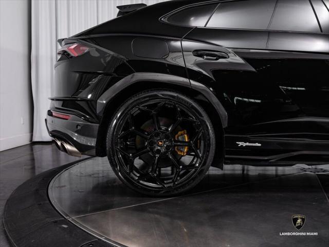 used 2024 Lamborghini Urus car, priced at $312,950