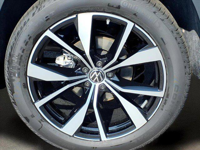 new 2026 Volkswagen Atlas car, priced at $56,192