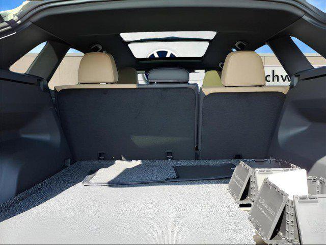 new 2026 Volkswagen Atlas Cross Sport car, priced at $47,746