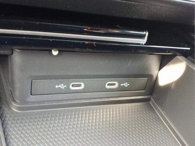 new 2026 Volkswagen Atlas car, priced at $50,081