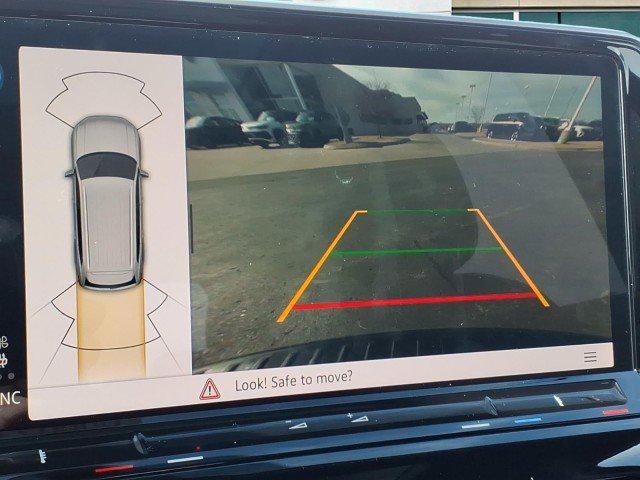 new 2026 Volkswagen Atlas car, priced at $50,081