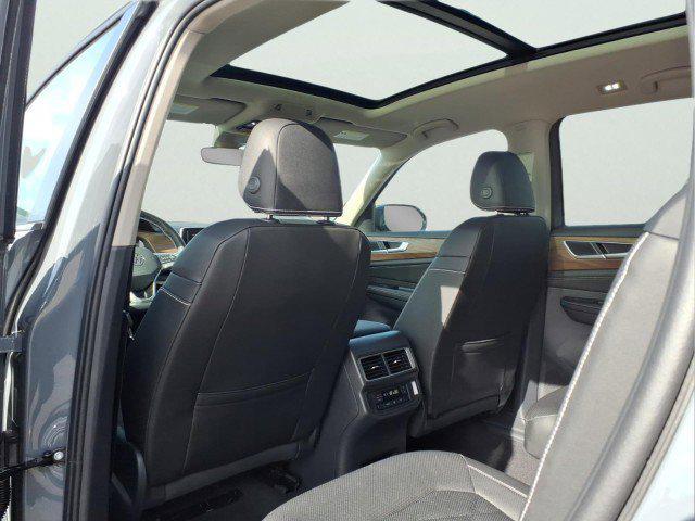 new 2026 Volkswagen Atlas car, priced at $50,081