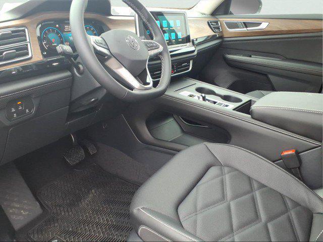 new 2026 Volkswagen Atlas car, priced at $42,811