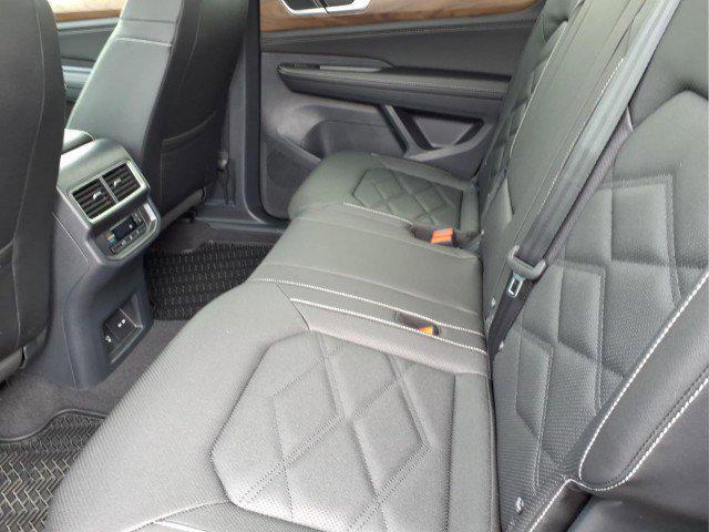 new 2026 Volkswagen Atlas car, priced at $48,459