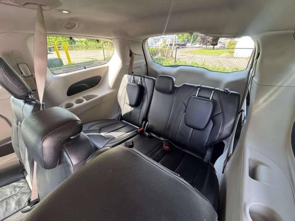 used 2017 Chrysler Pacifica car, priced at $11,500