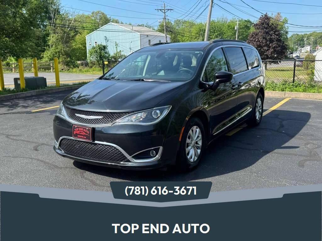 used 2017 Chrysler Pacifica car, priced at $11,500