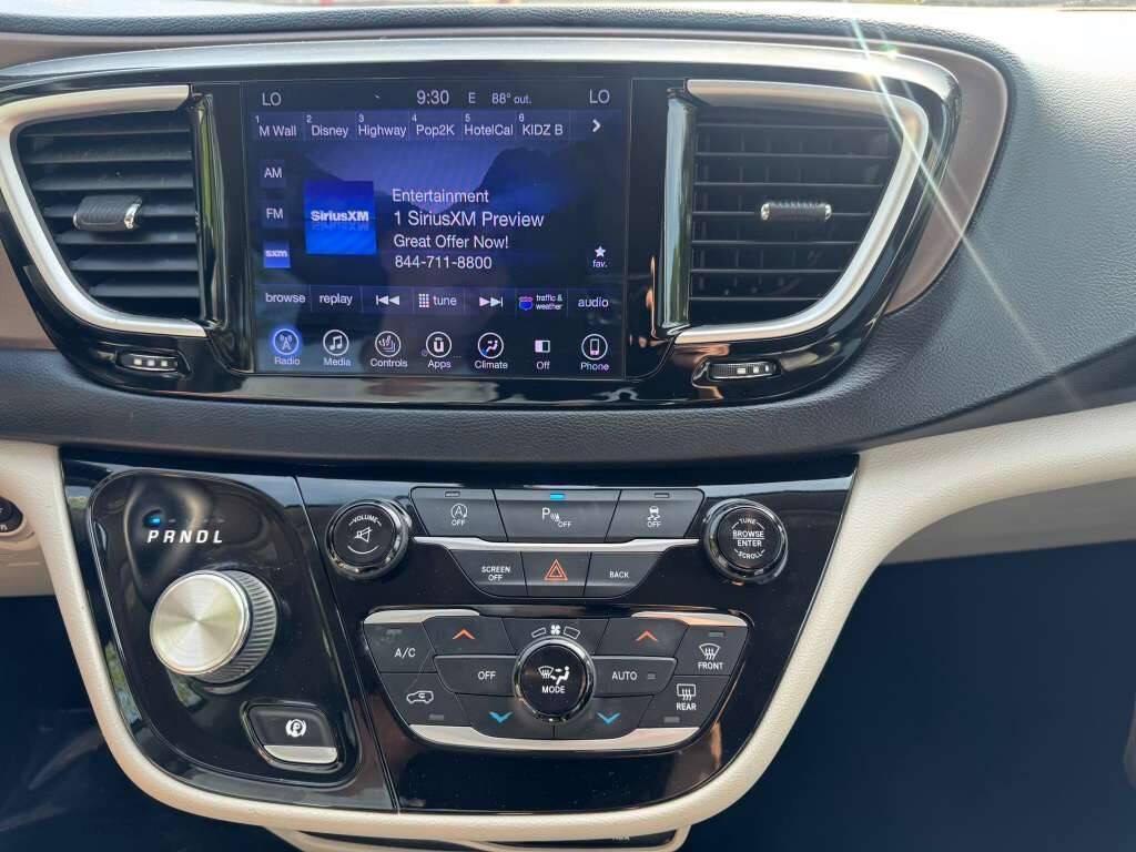 used 2017 Chrysler Pacifica car, priced at $11,500