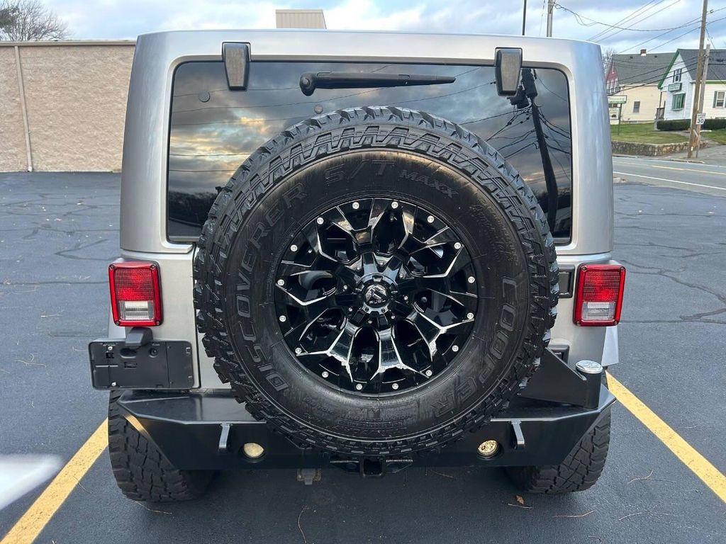 used 2015 Jeep Wrangler Unlimited car, priced at $18,300