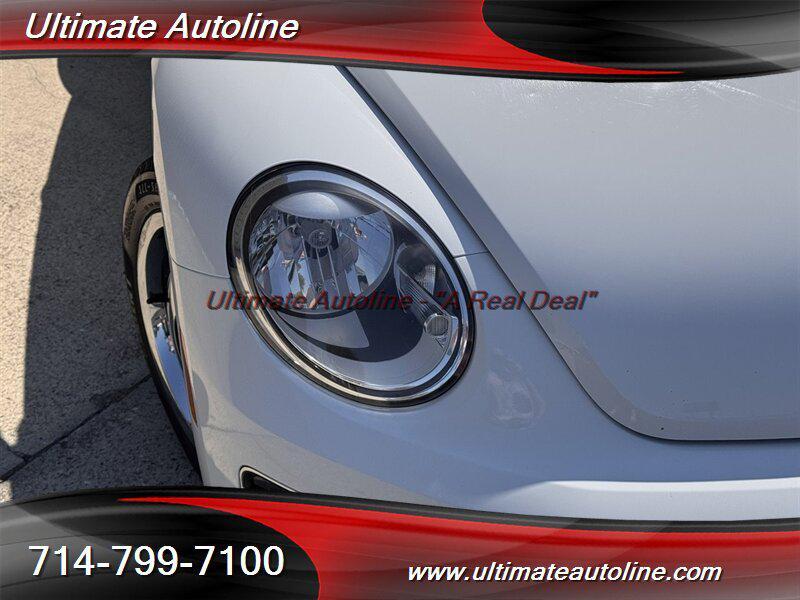 2018 Pure White Volkswagen Beetle