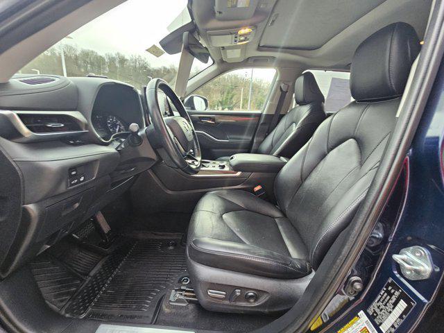 used 2021 Toyota Highlander car, priced at $33,990