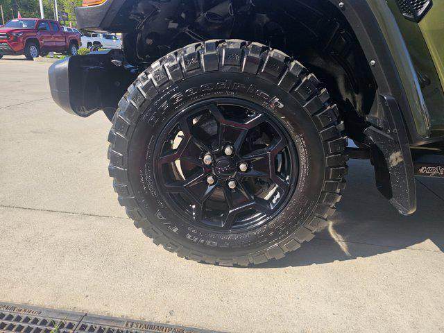used 2023 Jeep Gladiator car, priced at $39,370