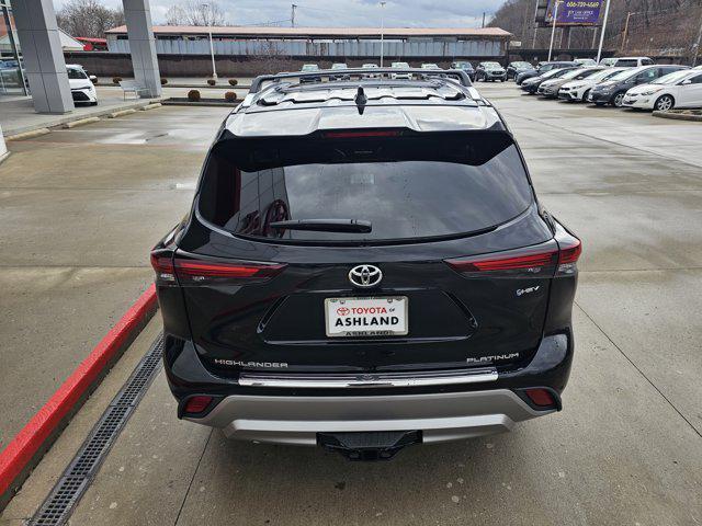 new 2026 Toyota Highlander Hybrid car, priced at $58,482