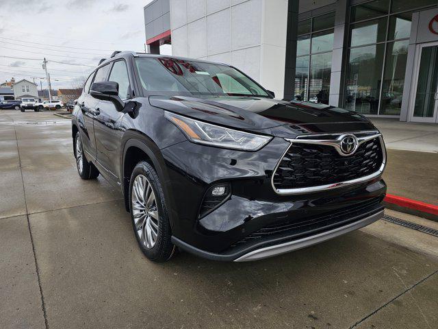 new 2026 Toyota Highlander Hybrid car, priced at $58,482