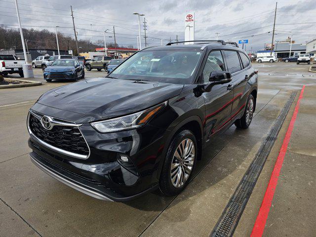new 2026 Toyota Highlander Hybrid car, priced at $58,482