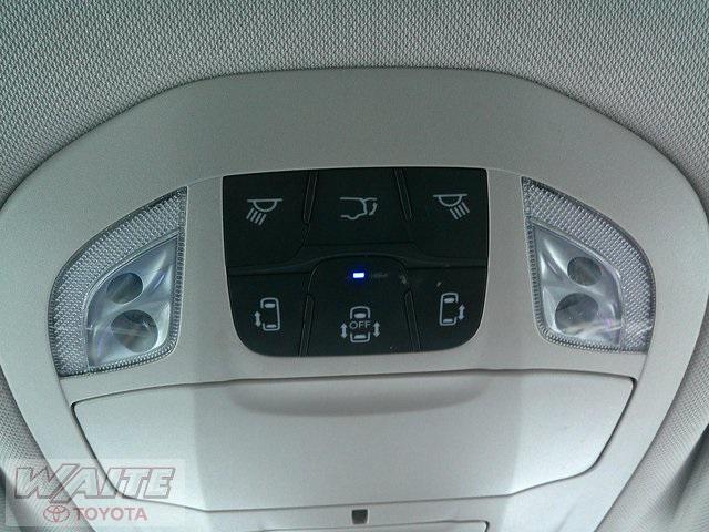 used 2022 Chrysler Pacifica car, priced at $20,900