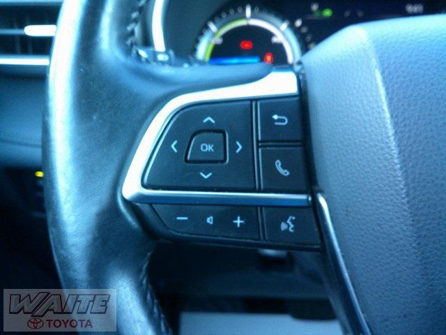 used 2021 Toyota Highlander Hybrid car, priced at $30,900