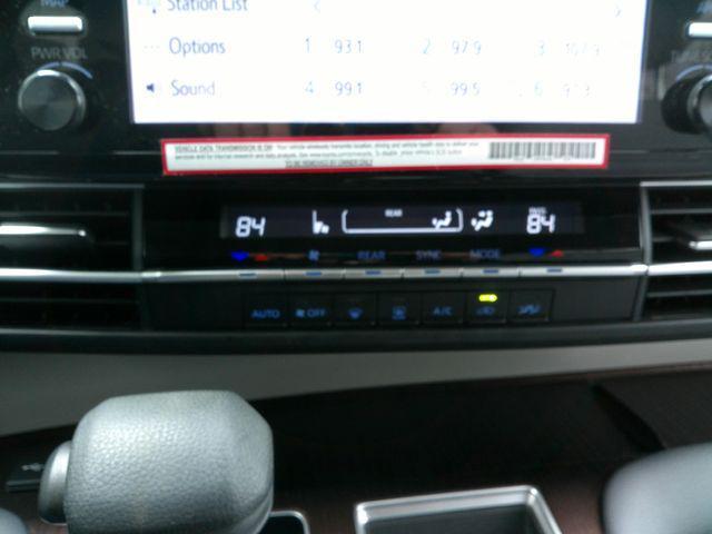 used 2024 Toyota Sienna car, priced at $41,500