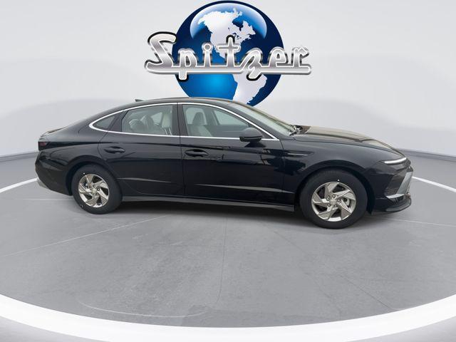 new 2025 Hyundai Sonata car, priced at $27,366