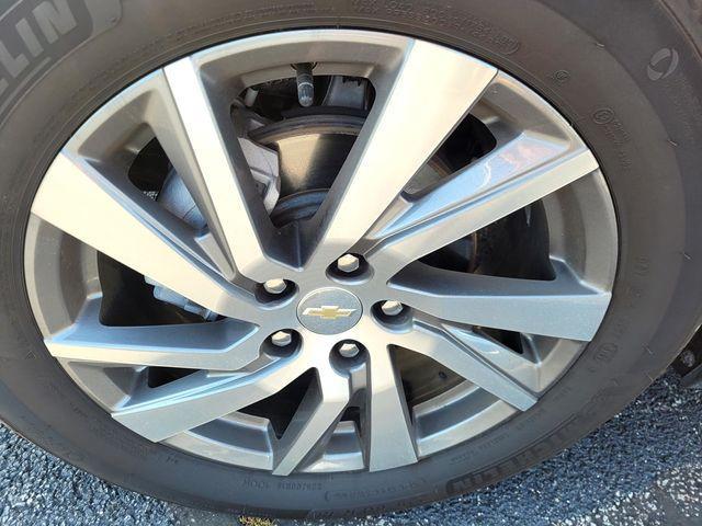 used 2023 Chevrolet Equinox car, priced at $24,150