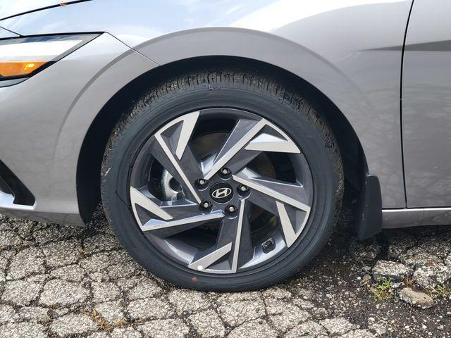new 2025 Hyundai ELANTRA HEV car, priced at $31,007