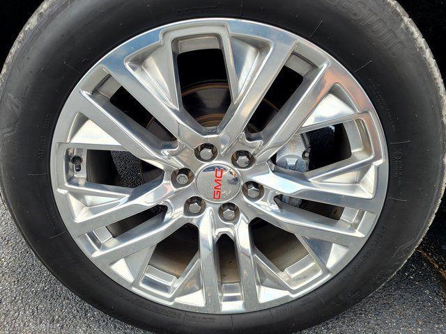 used 2021 GMC Yukon car, priced at $38,245