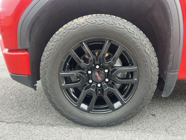 used 2024 GMC Sierra 1500 car, priced at $43,639