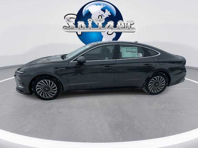 new 2026 Hyundai Sonata Hybrid car, priced at $33,250