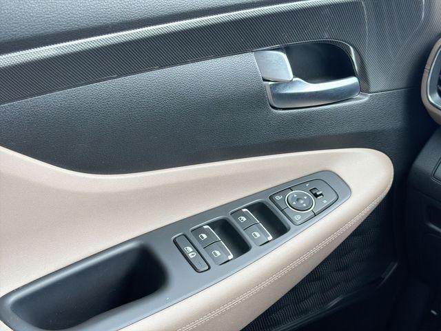 used 2023 Hyundai Santa Fe car, priced at $25,432