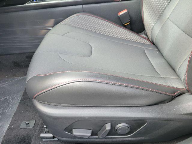 new 2025 Hyundai Elantra car, priced at $29,677