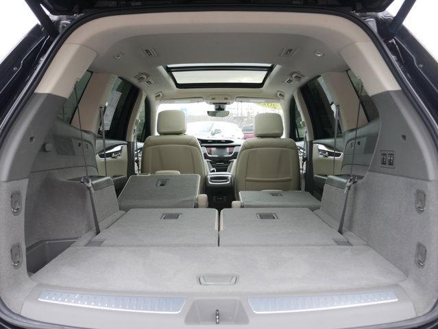 used 2022 Cadillac XT6 car, priced at $38,888