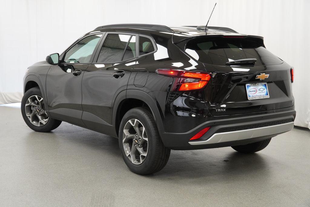 new 2026 Chevrolet Trax car, priced at $25,117