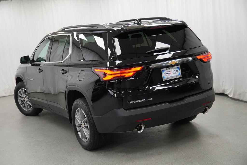 used 2023 Chevrolet Traverse car, priced at $33,872
